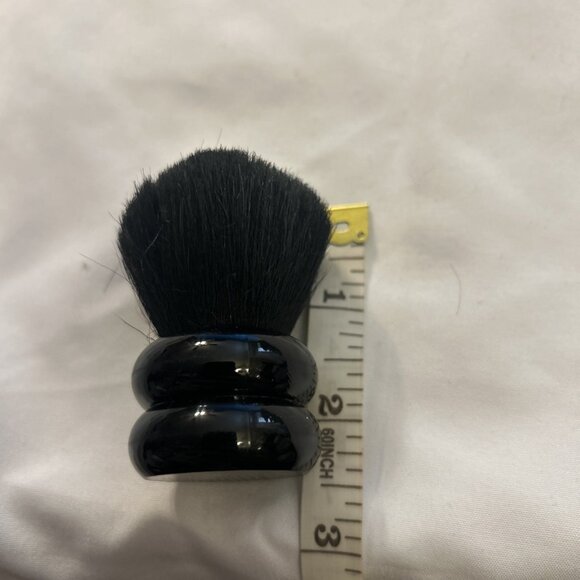 Models Prefer Kabuki makeup brush Face Powder Blush Bronzer Black handle new - Picture 8 of 8